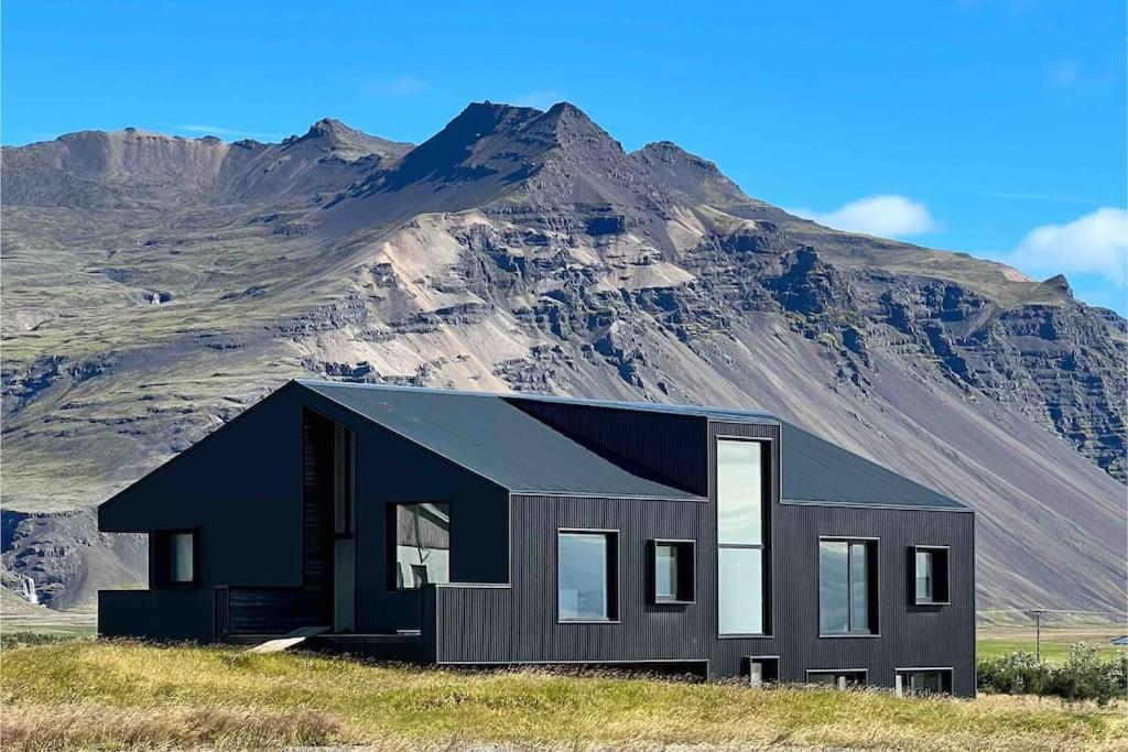 The Blackhouse Höfn Eksteriør billede